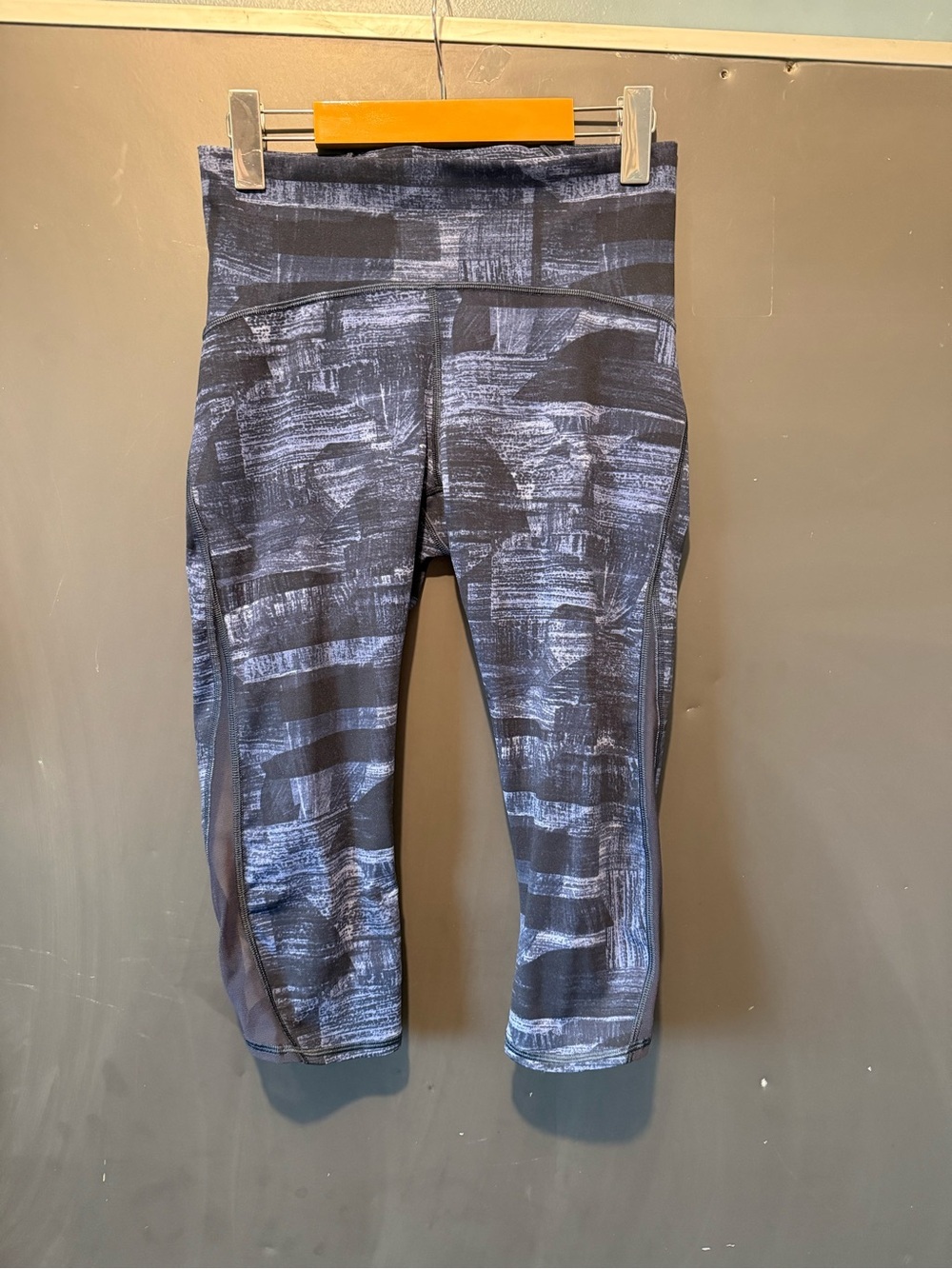 Lululemon Train Times Crop (17")